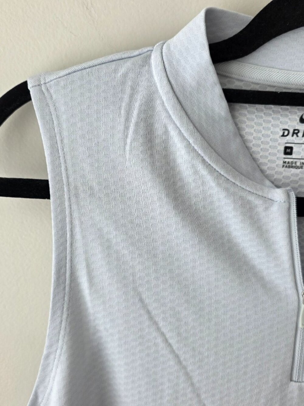 NIKE Women's Dri-FIT Blade Sleeveless Golf Polo | Medium | 1/4 Zip Gray NEW - Picture 2 of 10